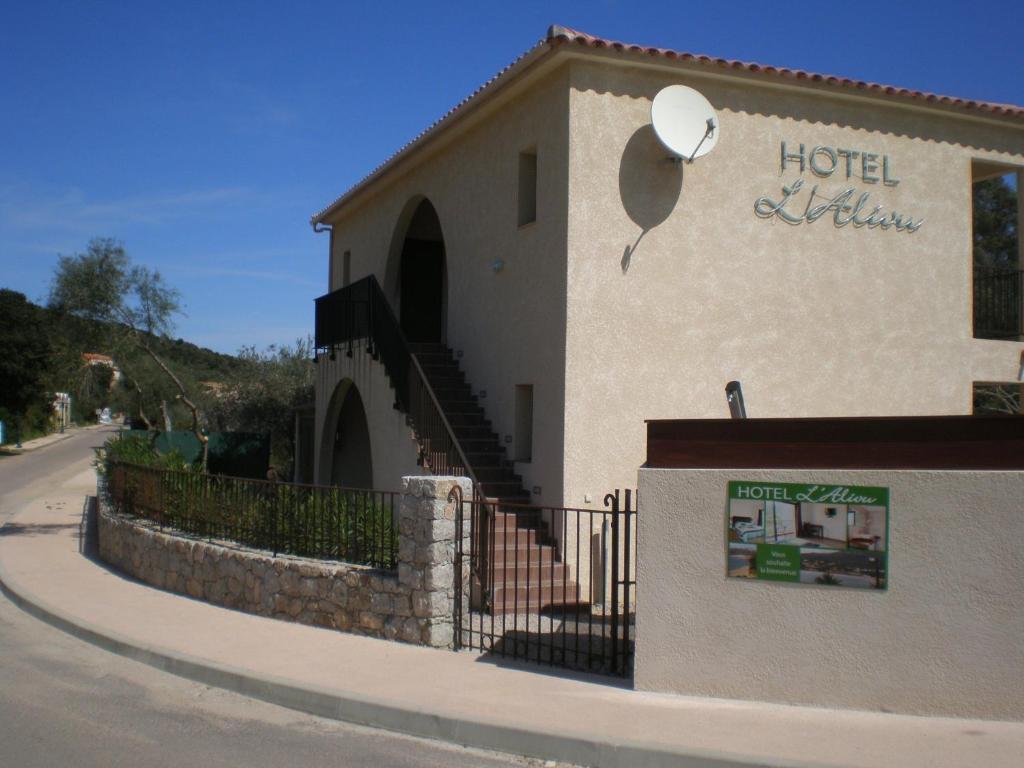 Hotel L'Alivu Galeria  Exterior foto